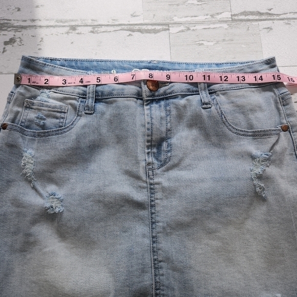 Cp Jeans Denim Skirt Crochet Light Wash Lace Size 9 Short Mini Distressed EUC - Picture 5 of 11